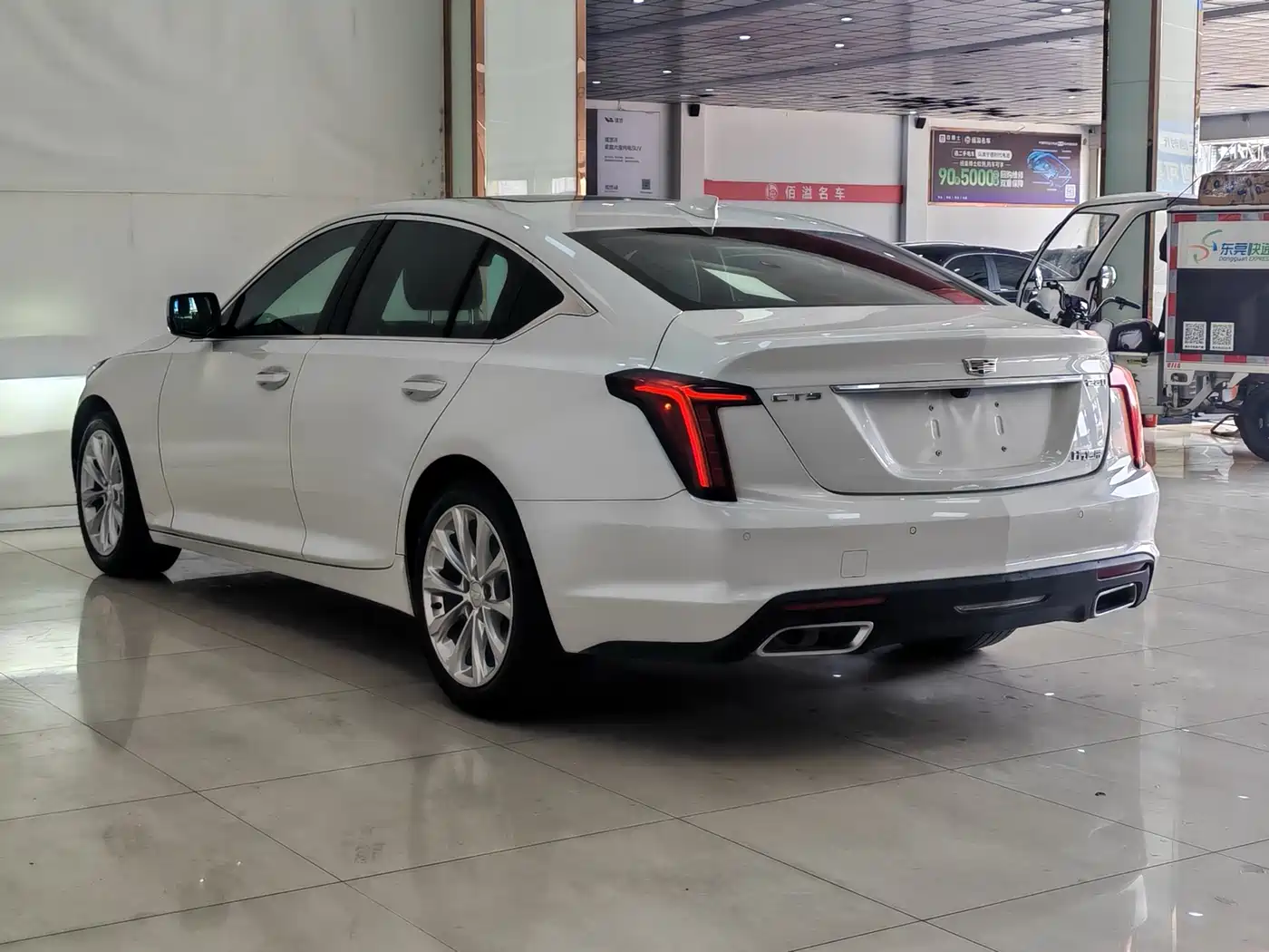 Cadillac CT5 2024 2023 28T Luxury Style (Standard Edition)