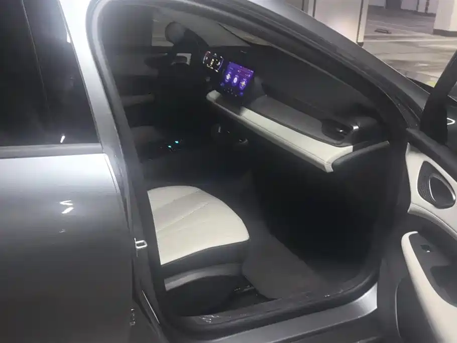 BYD Hai Bao 05 DM-i 2025 DM-i Smart Drive Edition 55KM Luxury фото 8