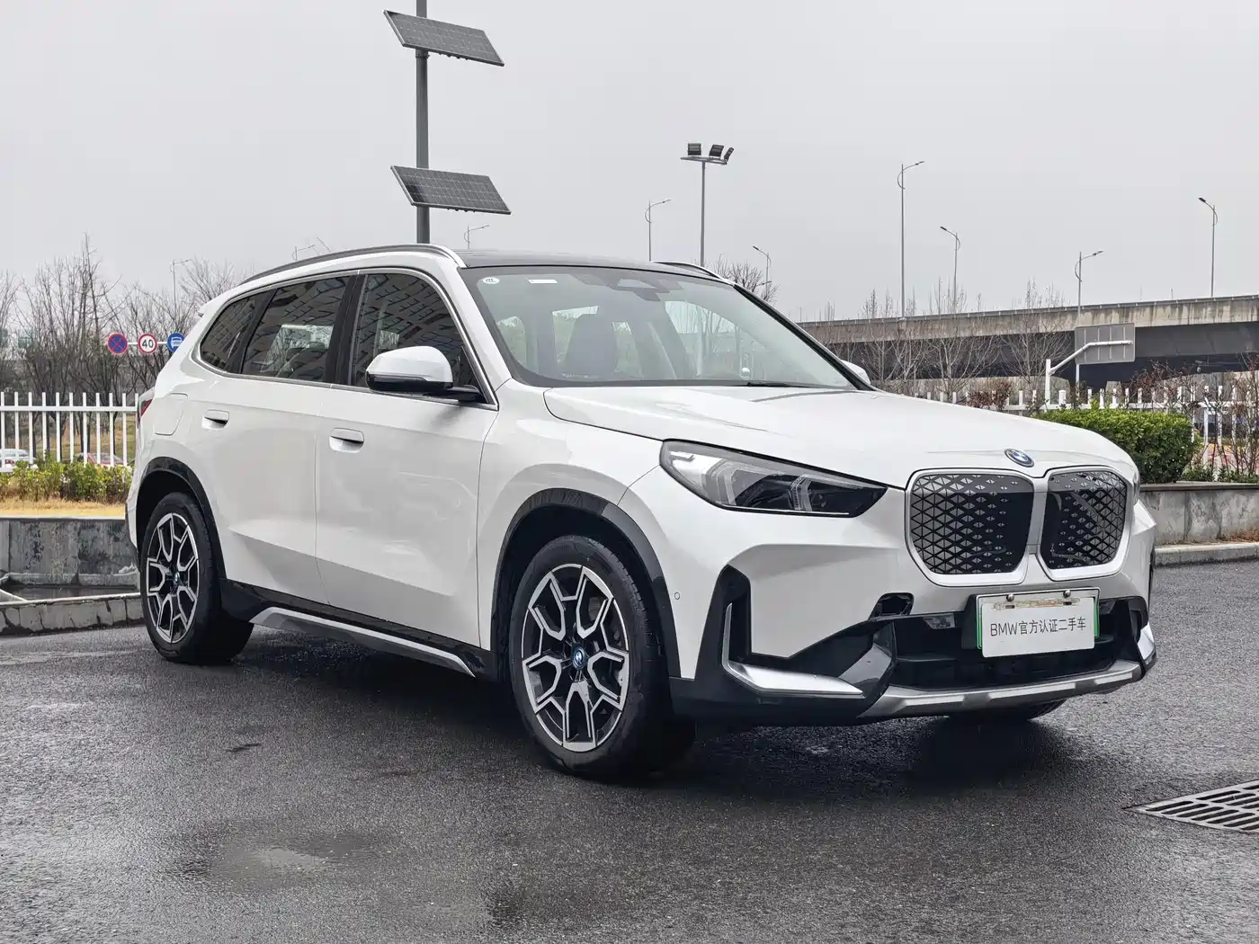 BMW iX1 2023 xDrive30L X Design Package фото 3