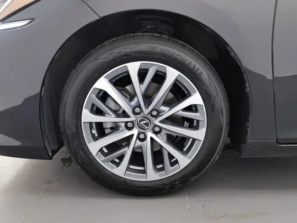 Lexus ES, миниатюра 17