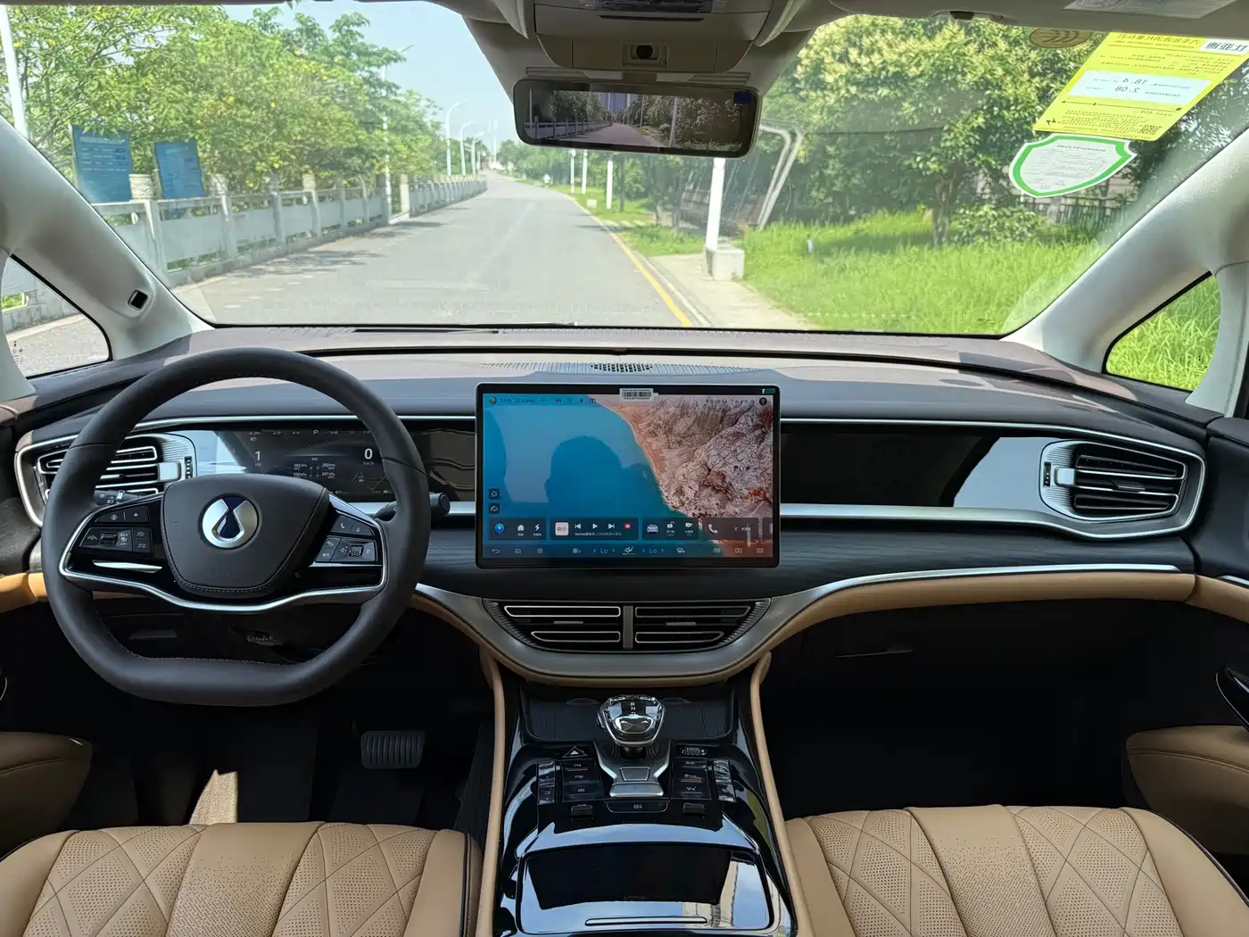 Denza D9 2024 EV 600 AWD Flagship фото 6