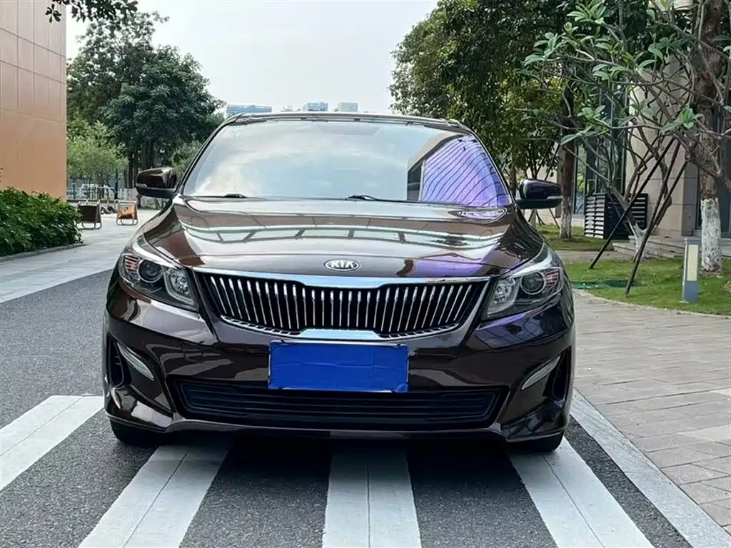Kia Kaishen 2017 1.8L Automatic GLS фото 2
