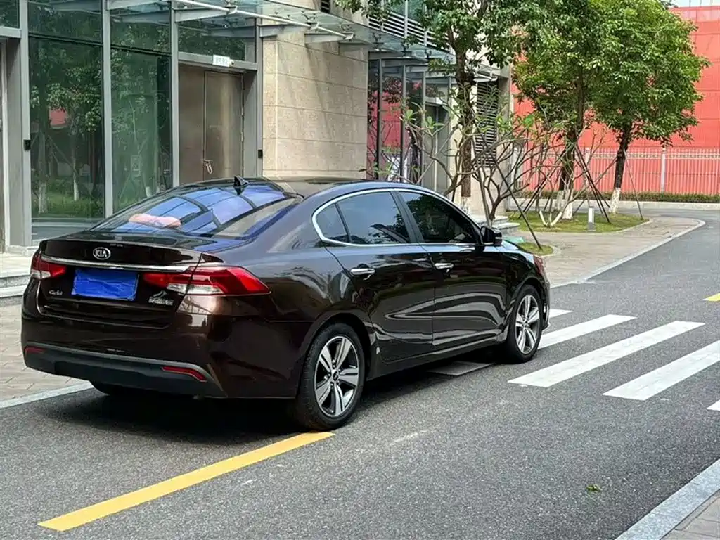 Kia Kaishen 2017 1.8L Automatic GLS фото 7