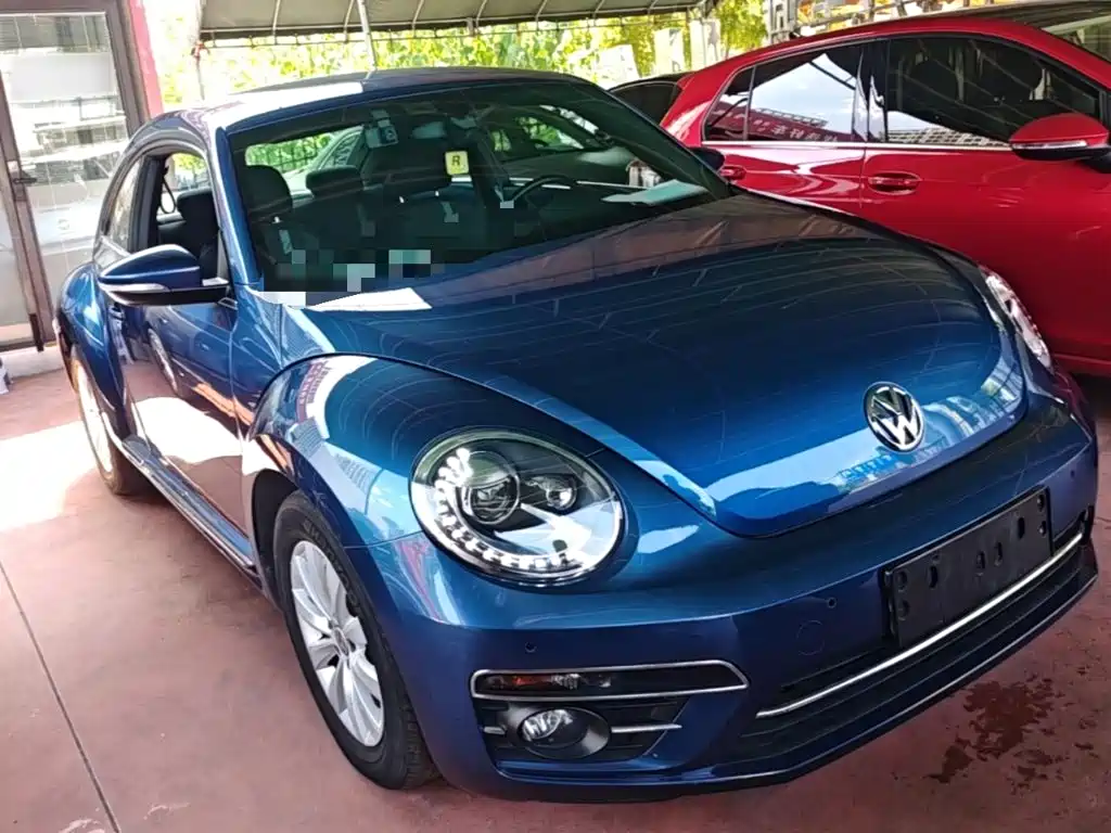 Photo 4 - Volkswagen Beetle