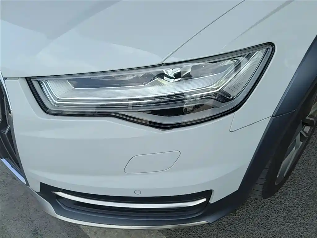 Audi A6 (Import) 2018 3.0T allroad quattro фото 24