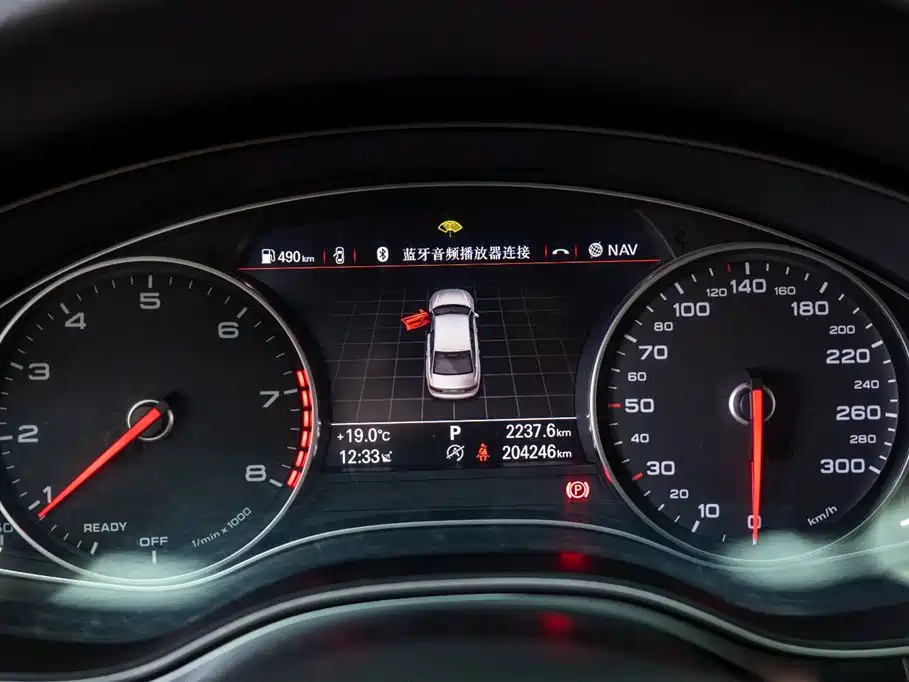 Audi A6L 2018 30th Anniversary 35 TFSI Fashion фото 13