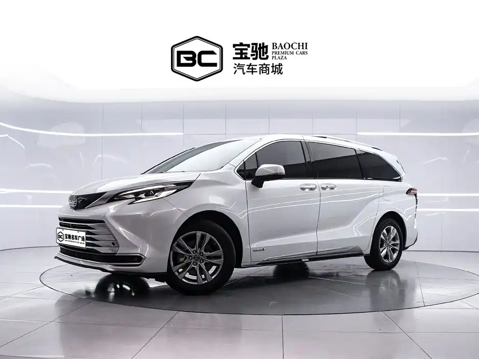 Toyota Sienna 2021 2.5L Hybrid Platinum Edition