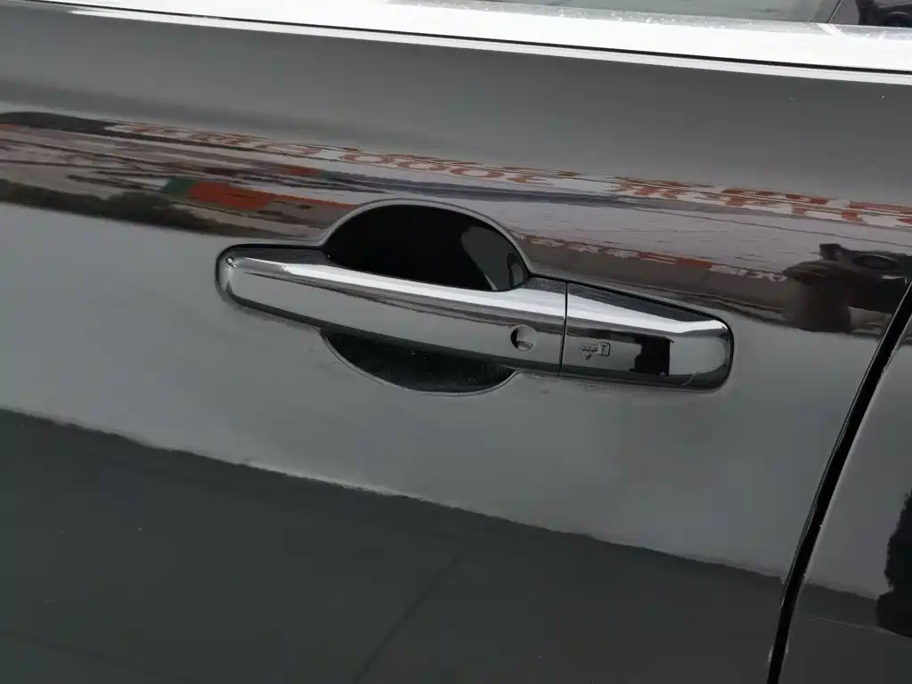 Jaguar XEL, миниатюра 18