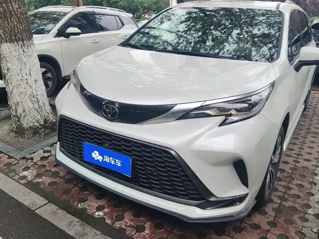 Toyota Granvia 2025