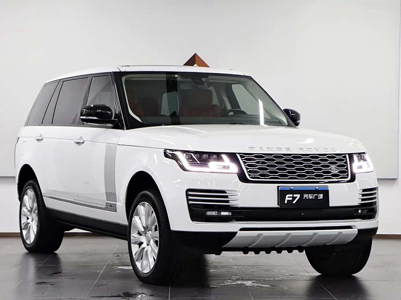 Land Rover Range Rover 2016 3.0 SC V6 Vogue SE Autobiography LWB фото 3