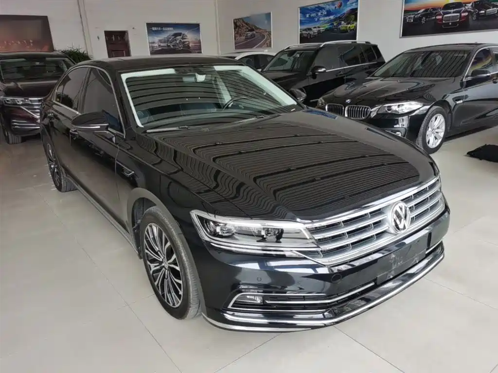 Volkswagen Phideon 2018 Facelift 380TSI FWD Business фото 4