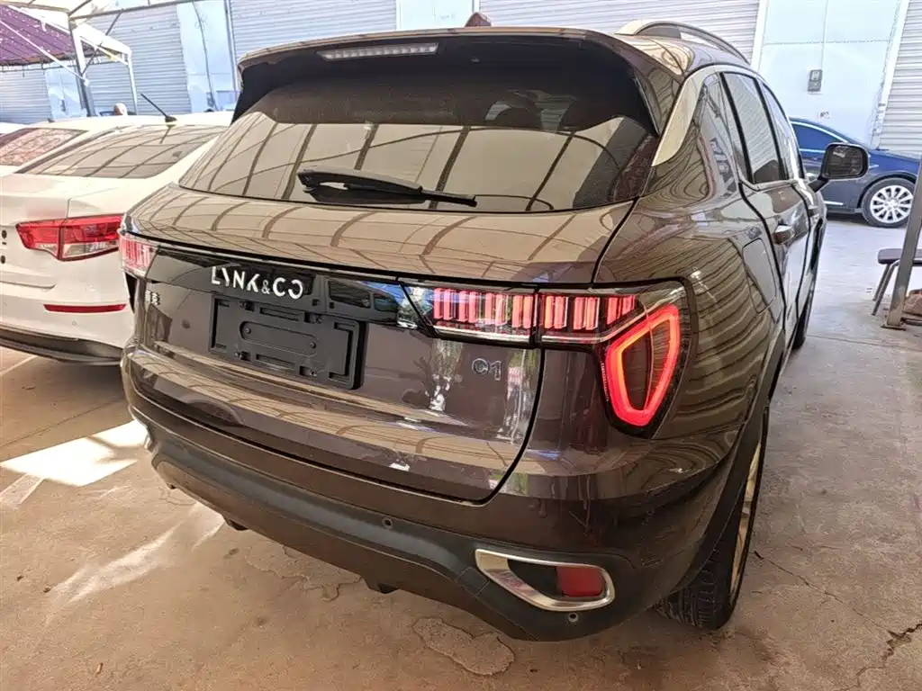 Lynk & Co 01 2019 2.0T 2WD Type Pro Version China V фото 7