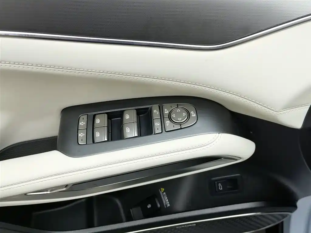 BYD Song L EV 2024 Model 662km Excellence фото 9