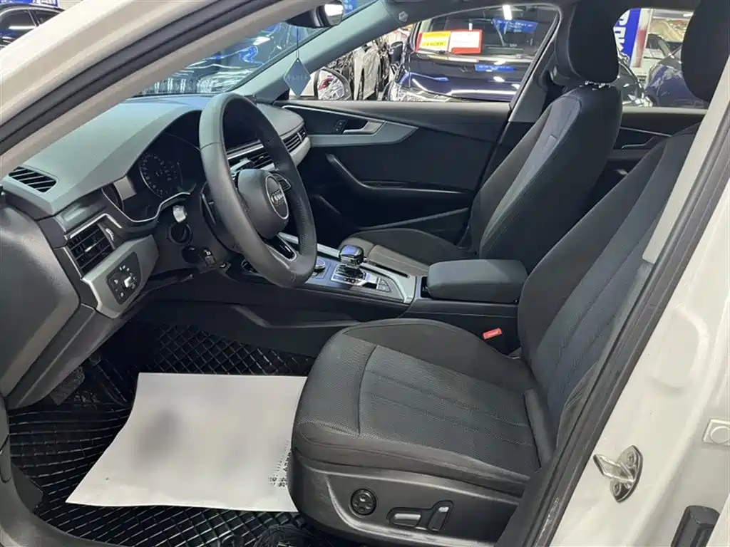 Audi A4L 2019 40 TFSI Progressive (China VI) фото 10