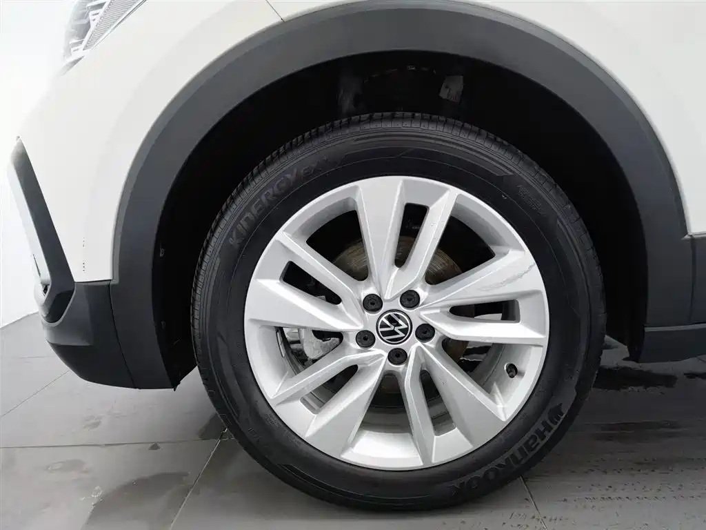 VOLKSWAGEN TU KAI