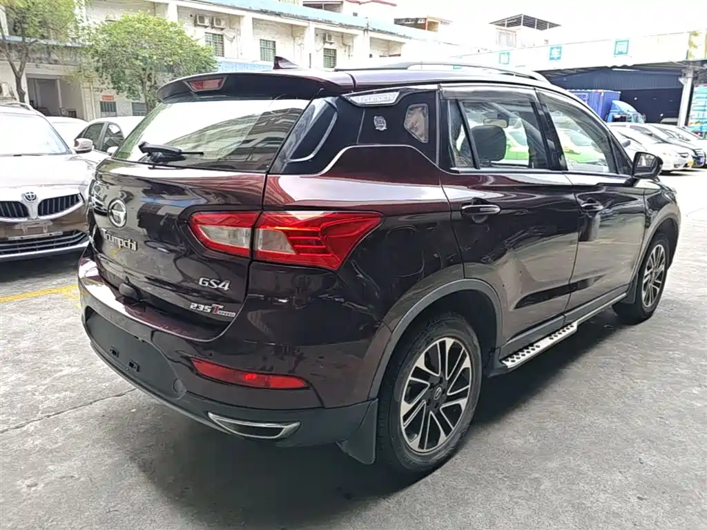 GAC Trumpchi Trumpchi GS4 2016 235T G-DCT Elite Edition фото 7