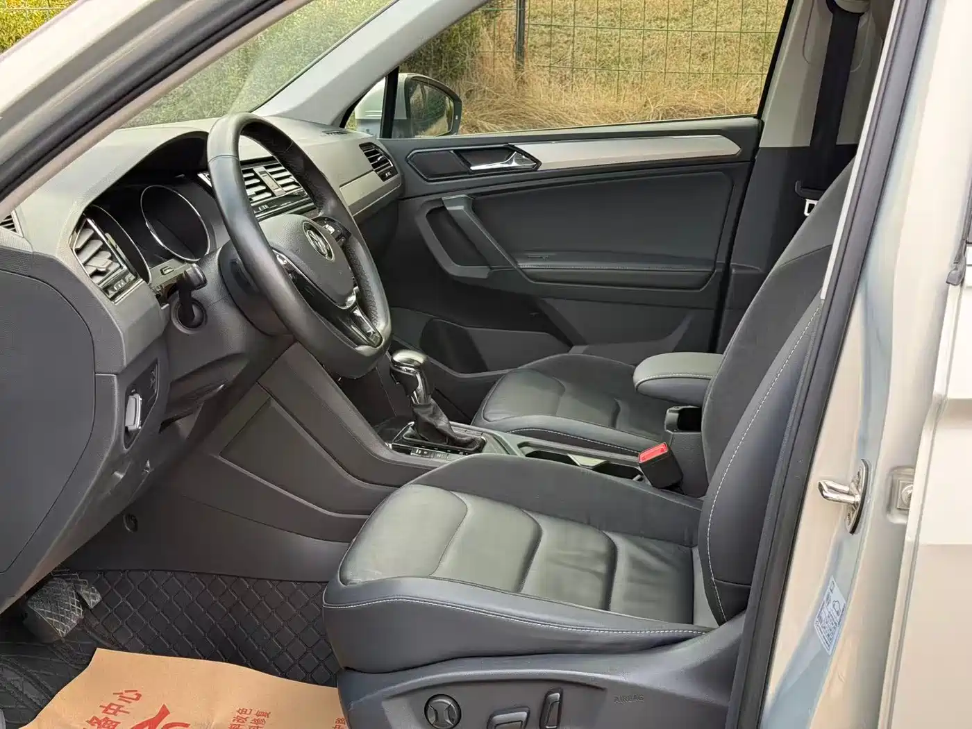 Volkswagen Tiguan L 2018 330TSI Automatic 2WD Luxury Edition фото 6