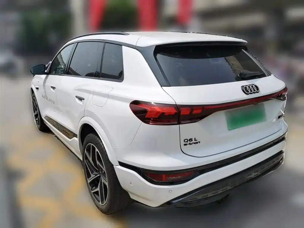 Audi Q6L e-tron 2025 Model Pioneer Edition фото 9