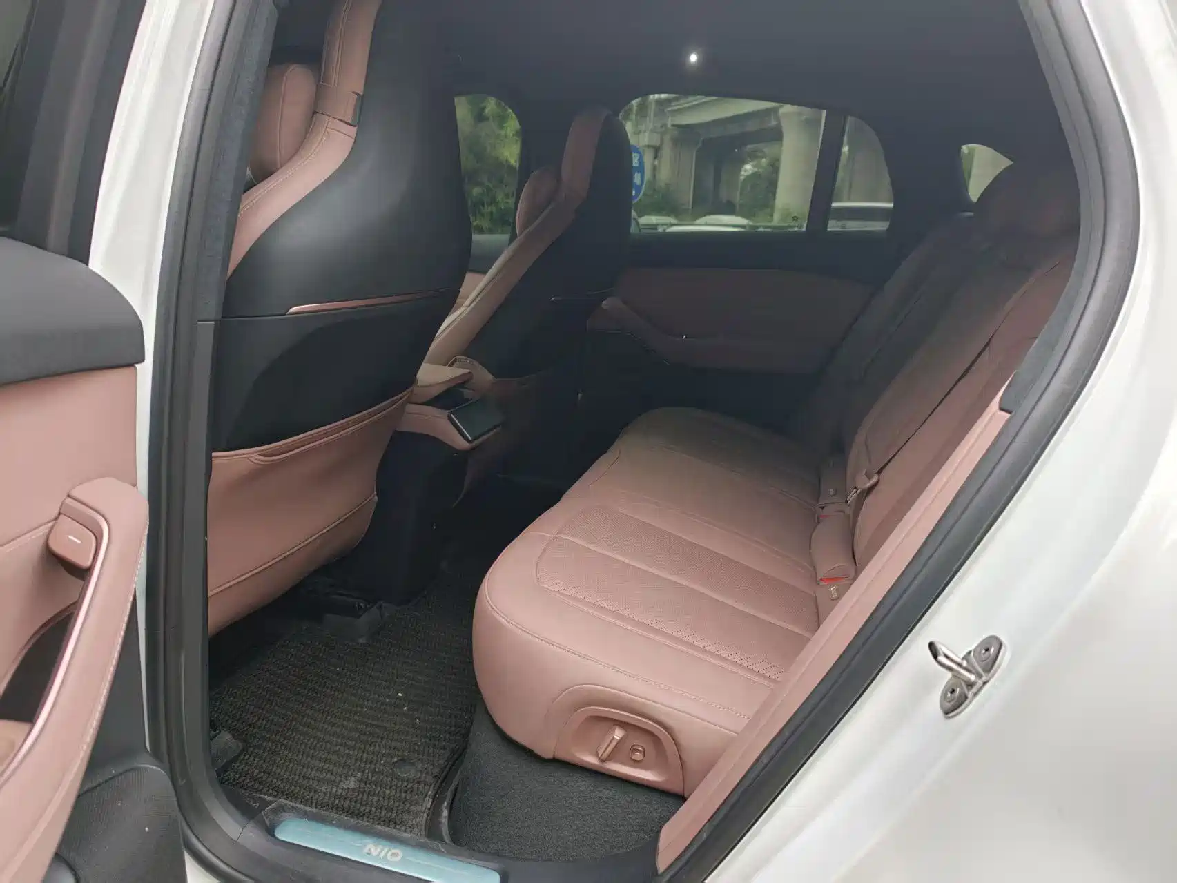 Фото 7 - NIO EC6