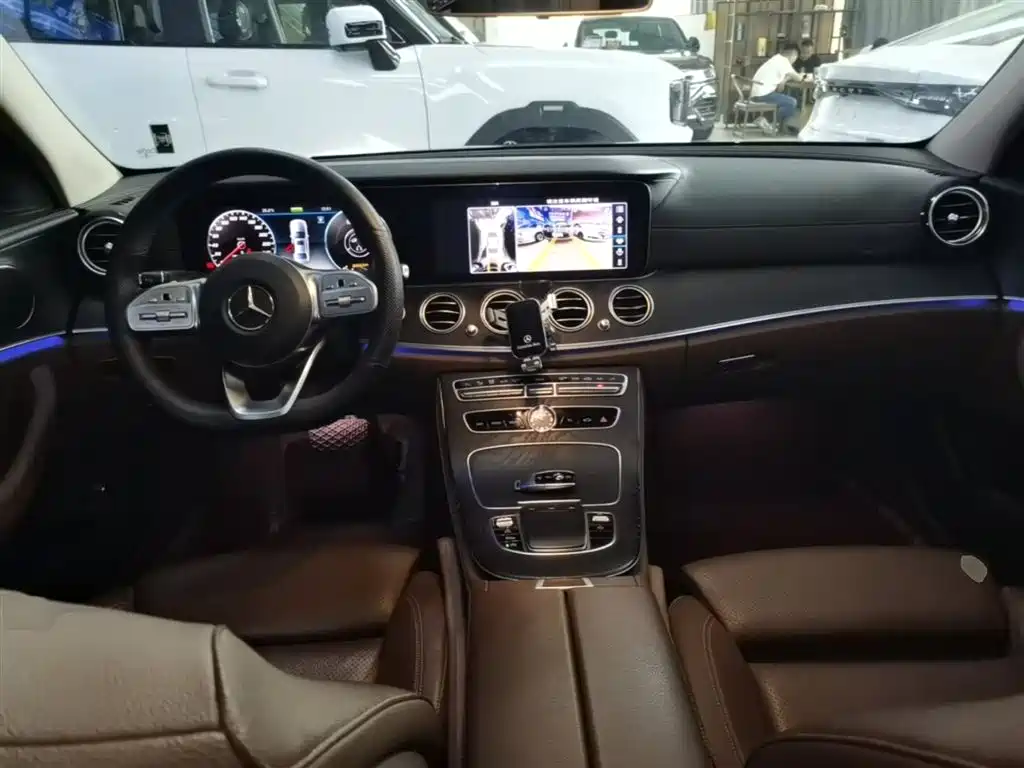 Mercedes-Benz E-Class 2020 E 260 L Sport 4MATIC фото 10