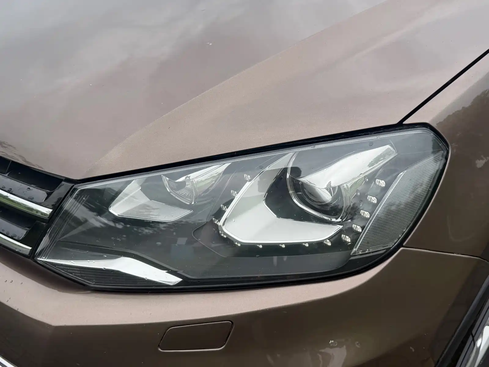 Фото 24 - Volkswagen Touareg