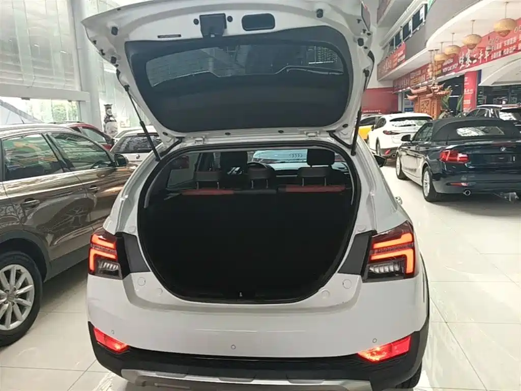 Geely Vision S1 2019 2019 Upgrade 1.5L CVT Luxury