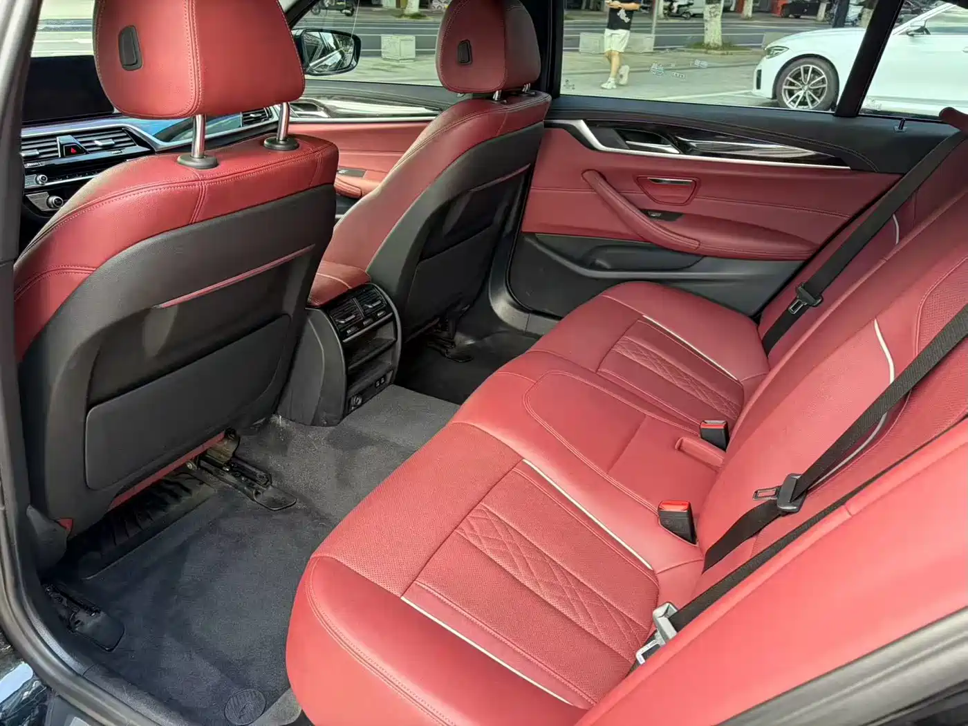 BMW 5 Series, миниатюра 5