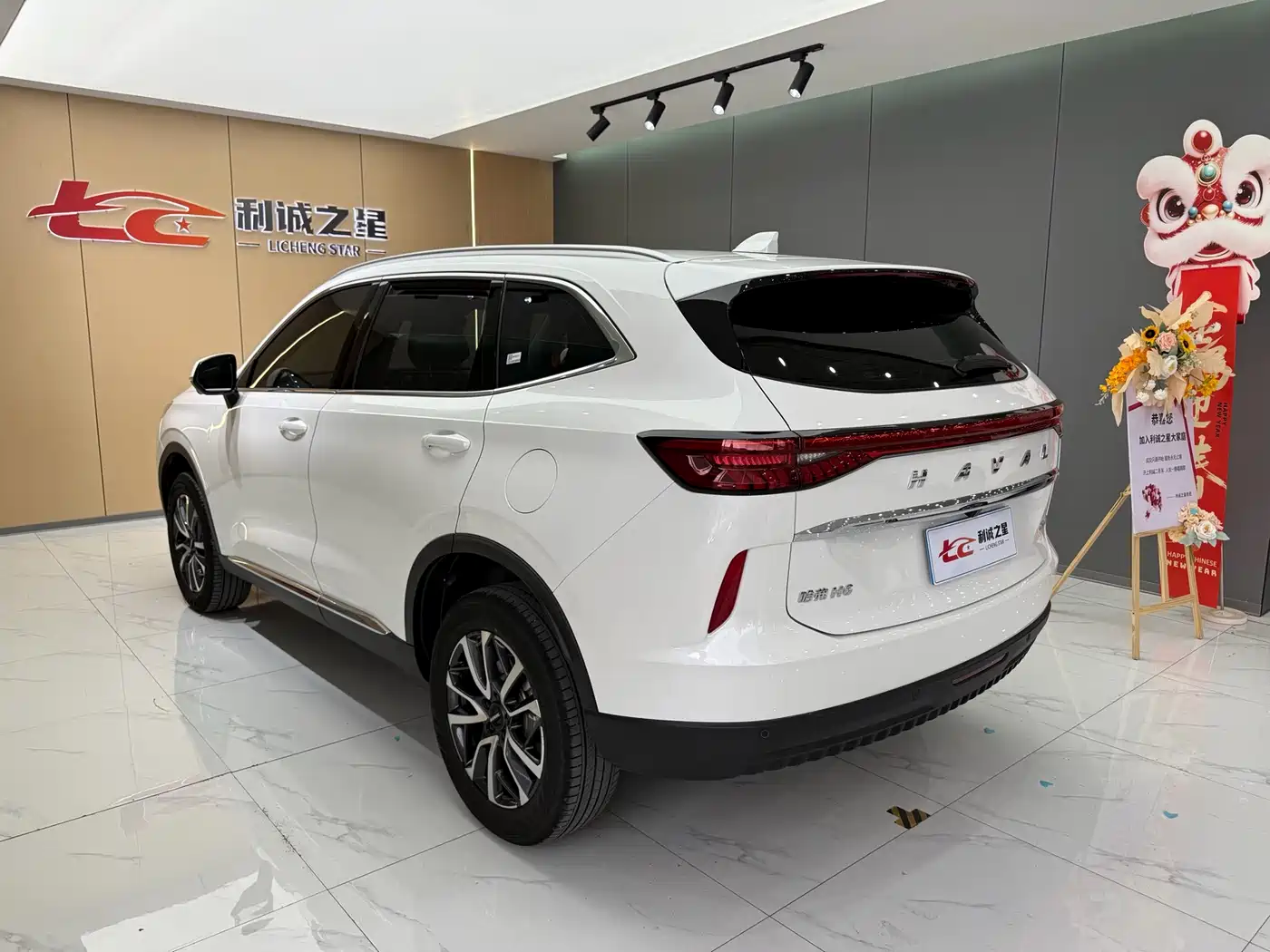 Haval H6 2024 Model 1.5T 2WD Classic Edition фото 7