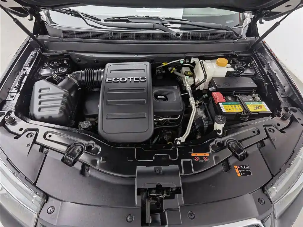 Chevrolet Captiva 2012 2.4L 4WD Flagship Edition 7-Seater фото 6
