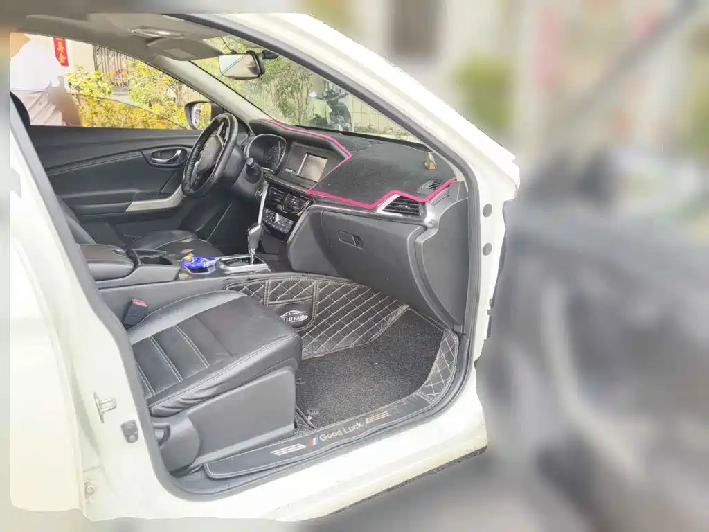 Venucia T90 2018 2017 2.0L CVT Smart Edition