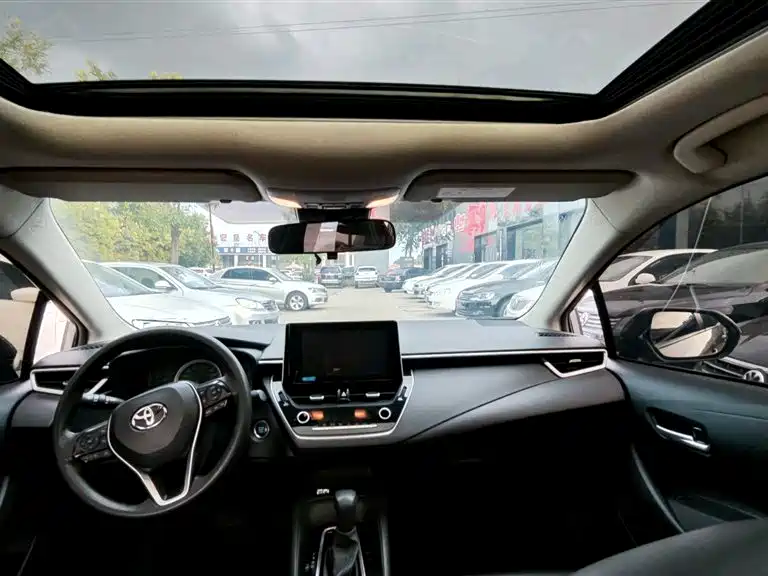 Toyota Corolla 2019 1.2T S-CVT GL-i Elite Edition фото 8