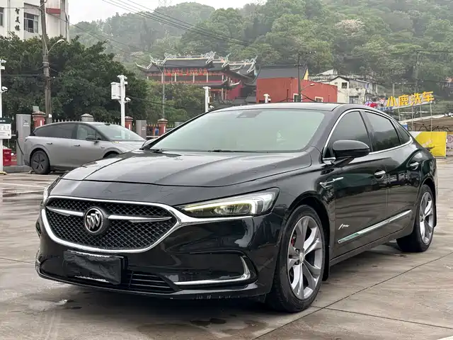 BUICK LACROSSE