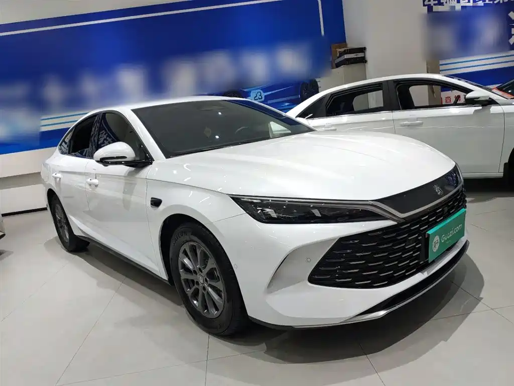 BYD Qin L 2025 DM-i Smart Drive Edition 80KM Leading фото 4
