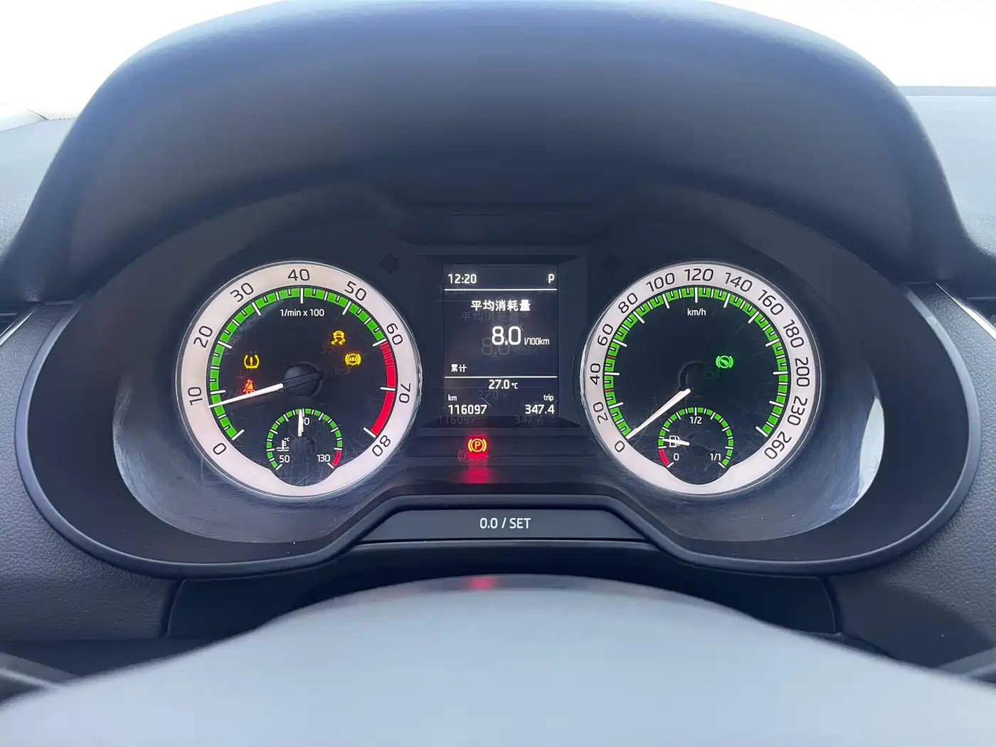 Škoda Octavia 2018 1.6L Automatic Luxury фото 11