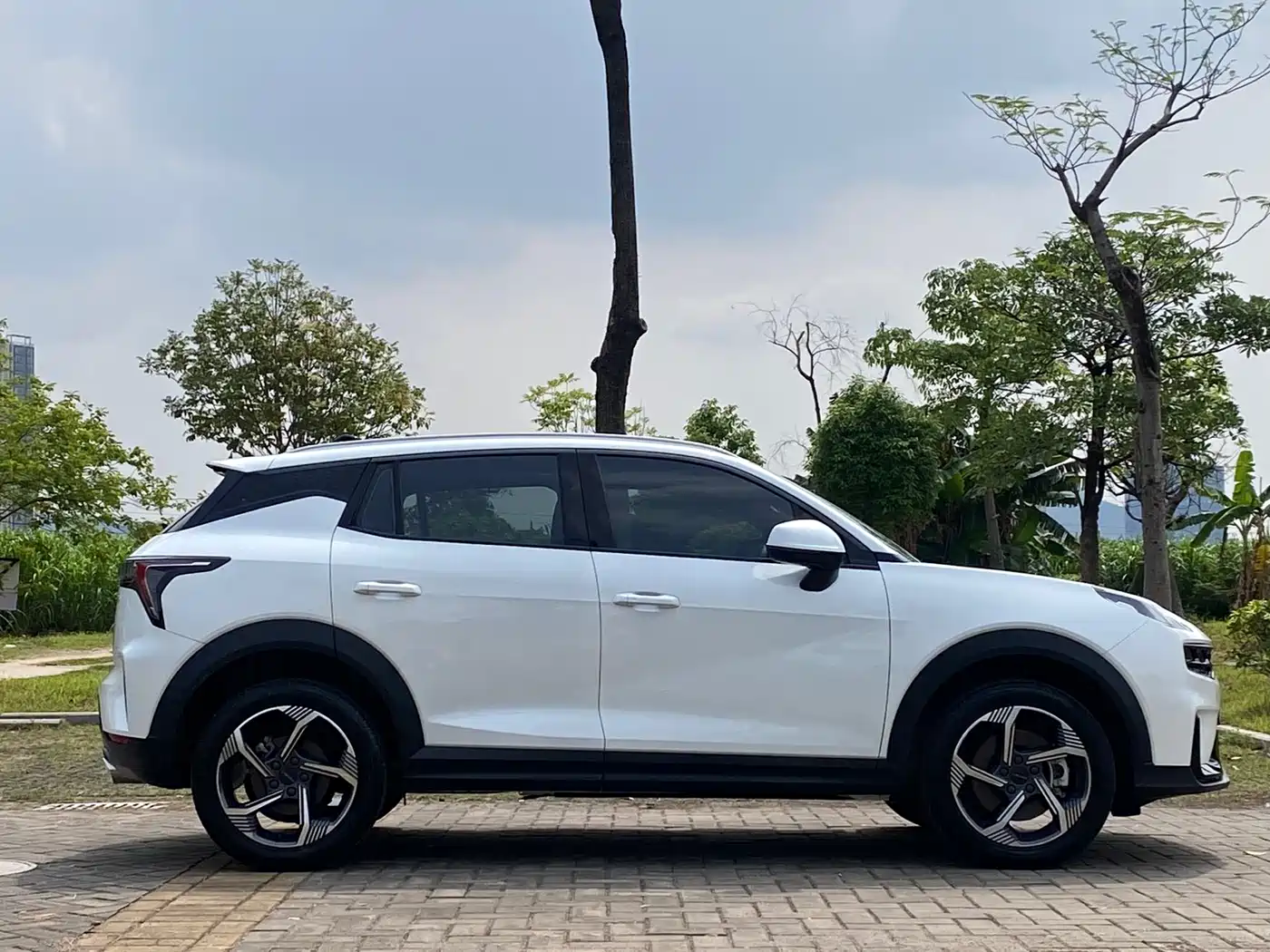 Lynk & Co 06 2023 Remix 1.5T Power Halo фото 23