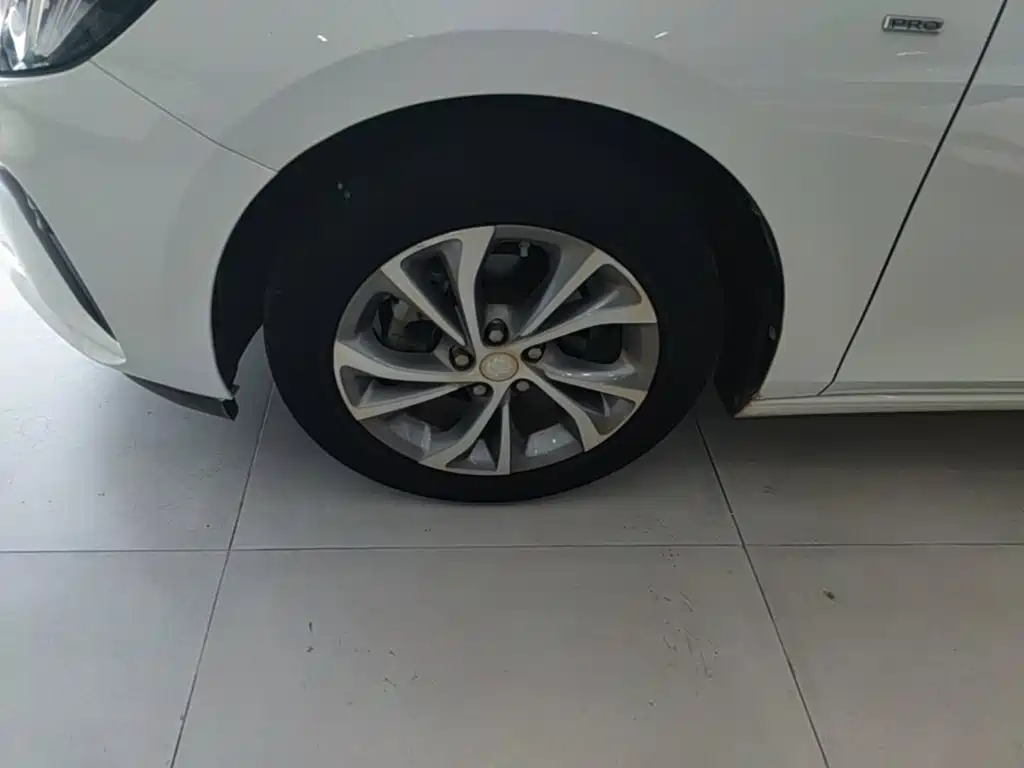 Buick Verano 2024 2023 Pro Leisure Edition
