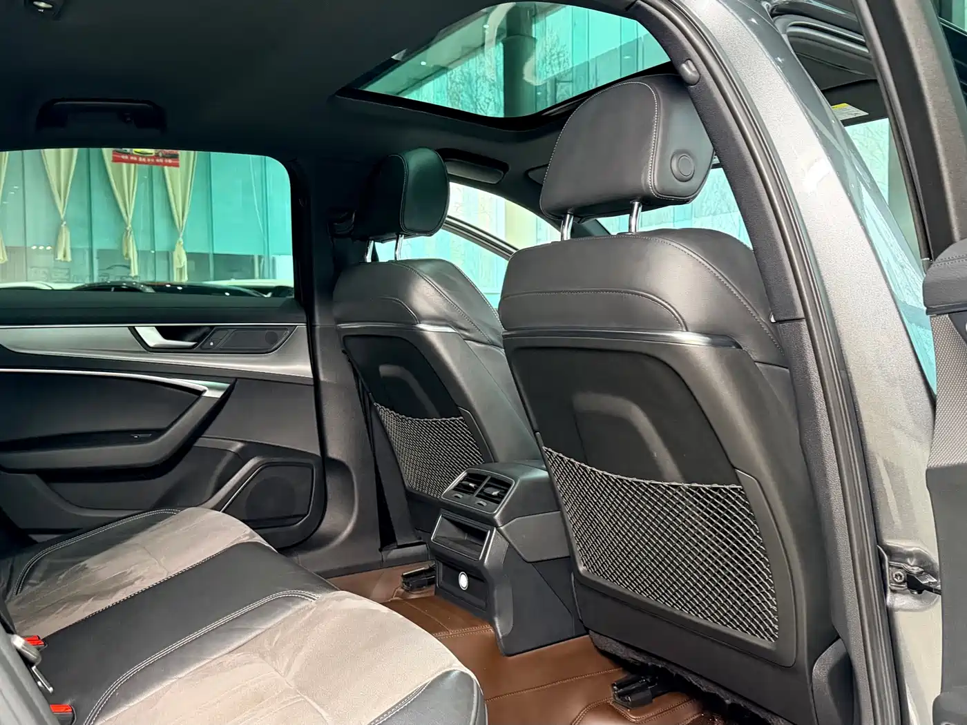 Audi A6L 2019 40 TFSI Luxury Dynamic фото 17