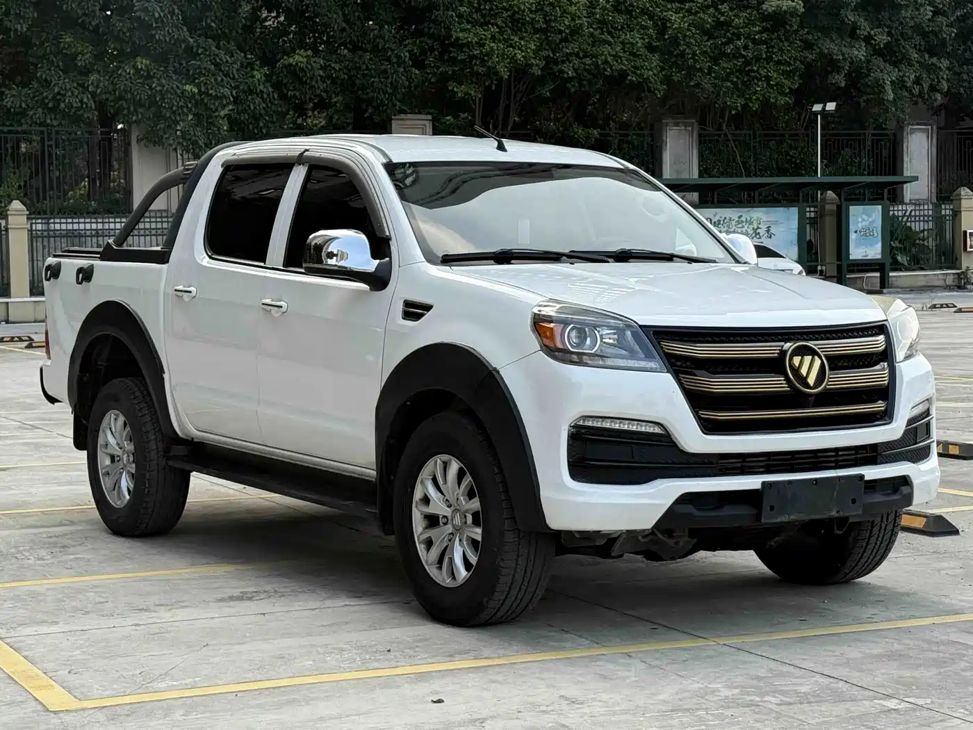 Foton Tunland 2019 2019 2.0T E7 Automatic 2WD Urban High 4G20TI3