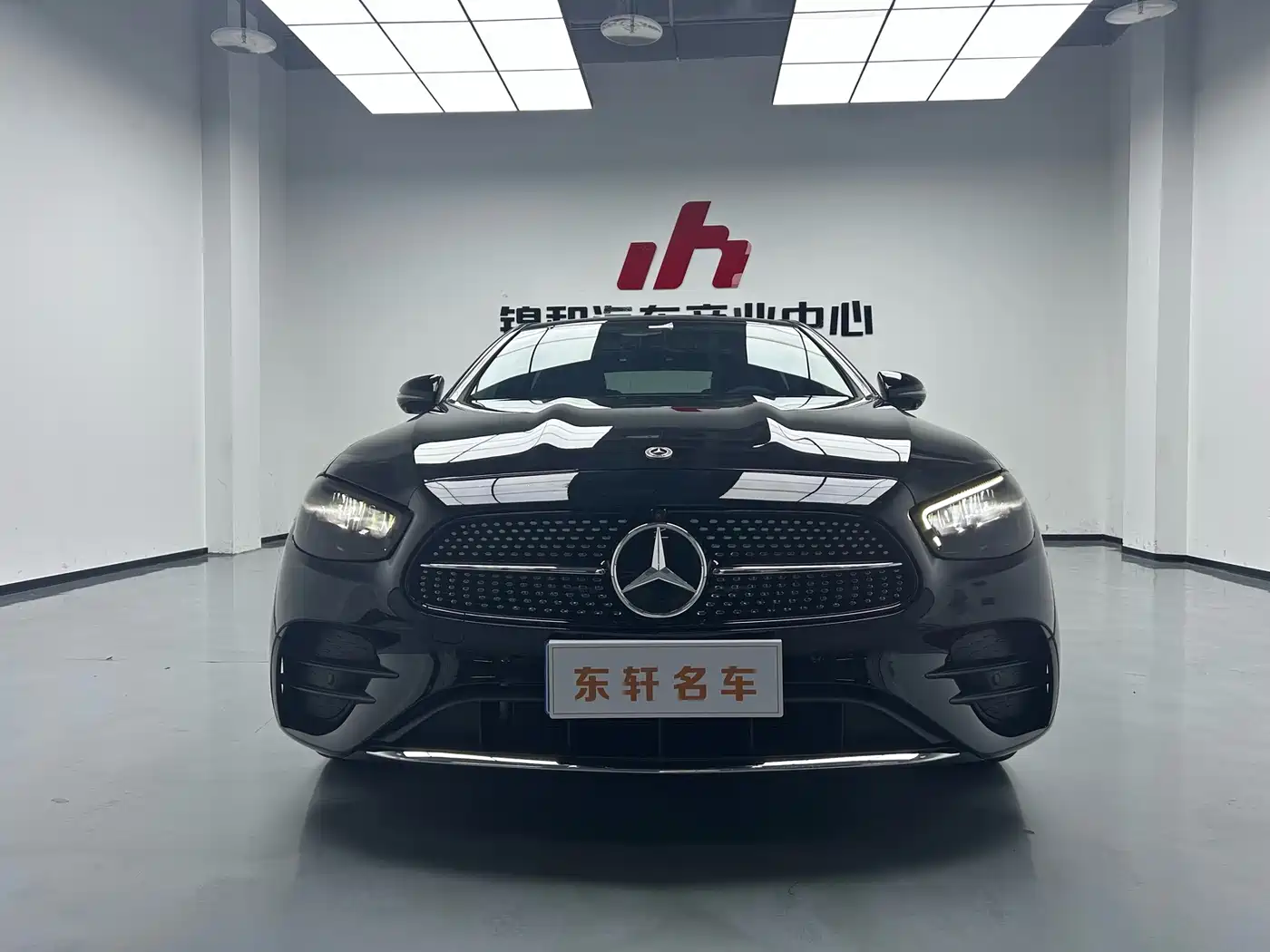 Mercedes-Benz E-Class 2022 Facelift E 300 L Sport Fashion Style фото 2