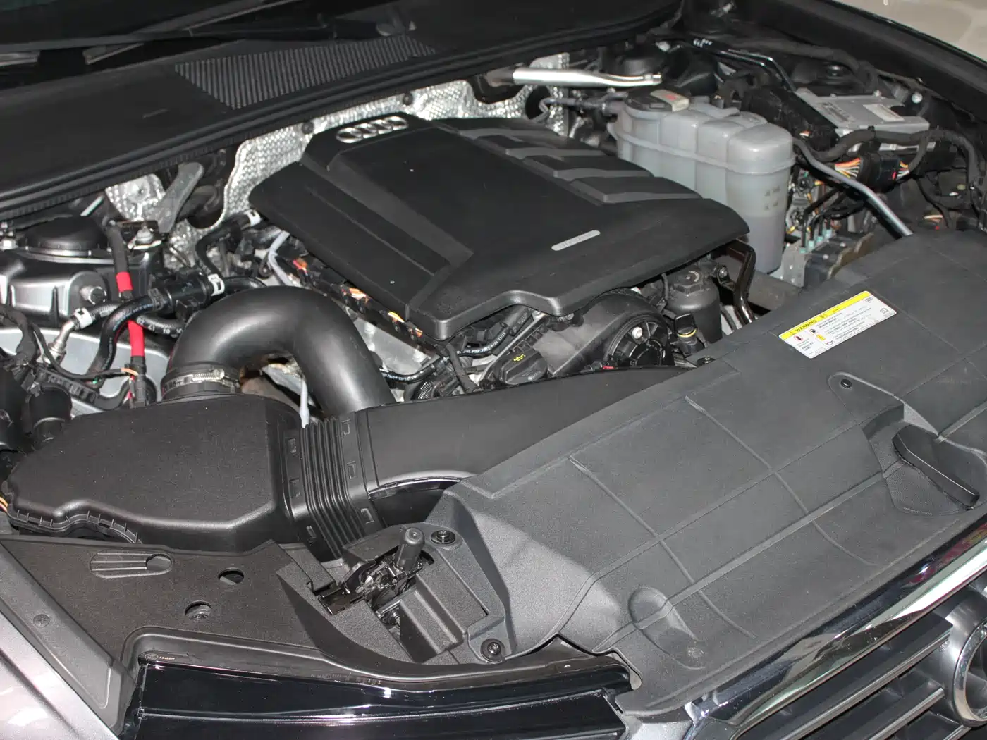 Audi A6L 2019 40 TFSI Luxury Dynamic фото 8