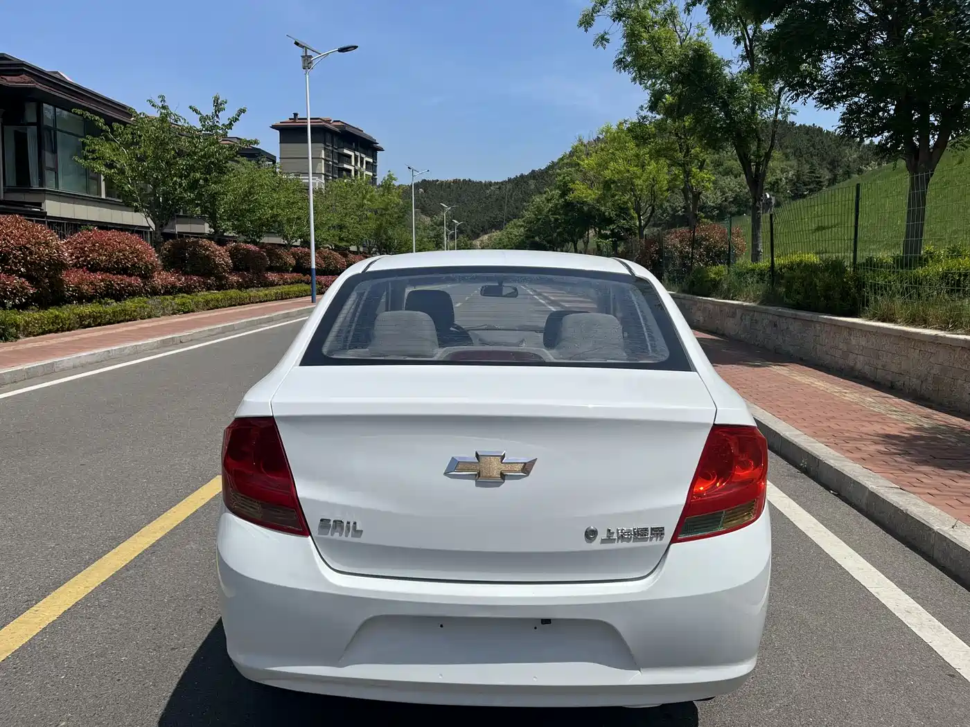 Chevrolet Sail 2013 Sedan 1.2L AMT Ideal Edition фото 4