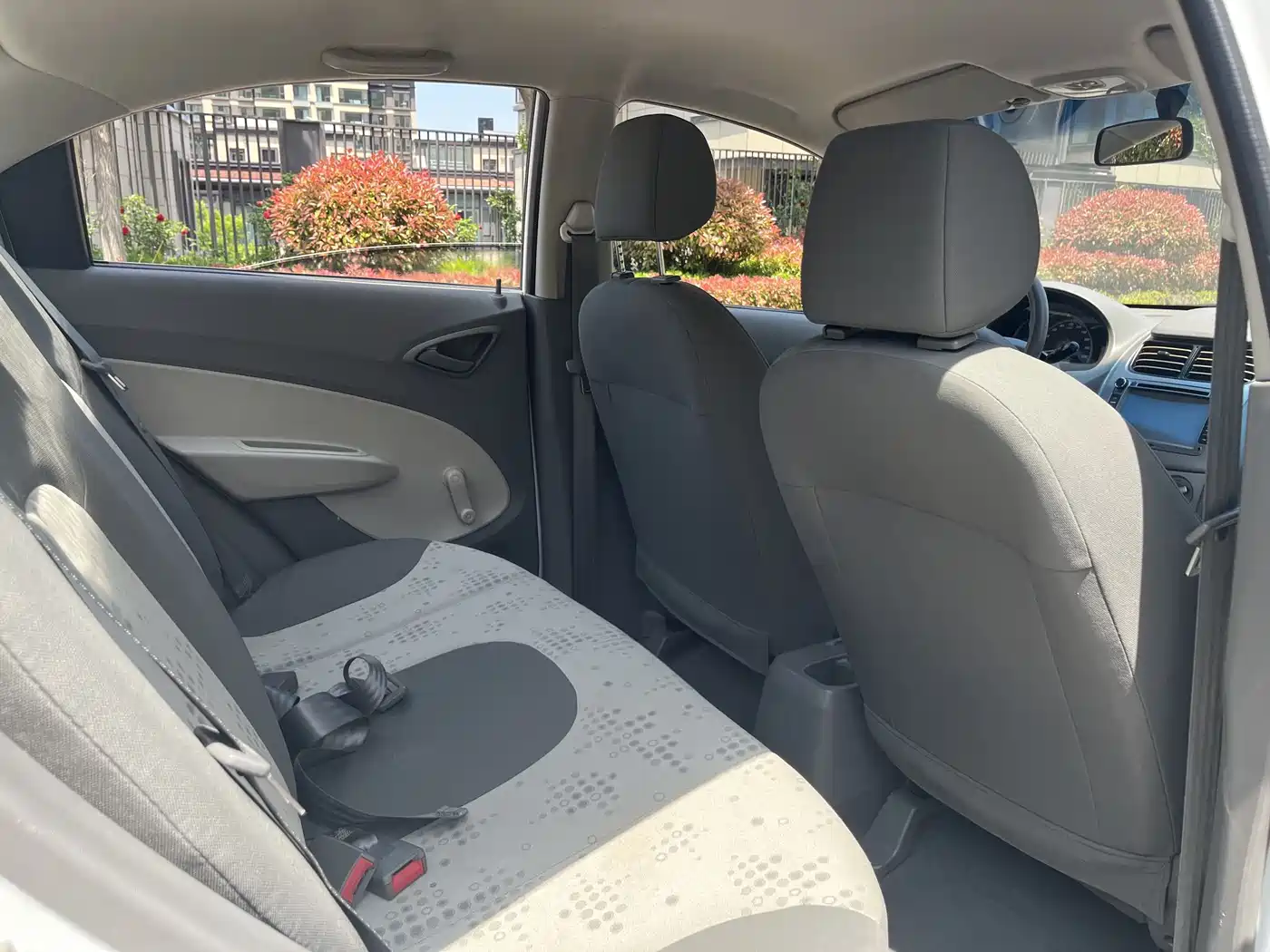 Chevrolet Sail 2013 Sedan 1.2L AMT Ideal Edition фото 23