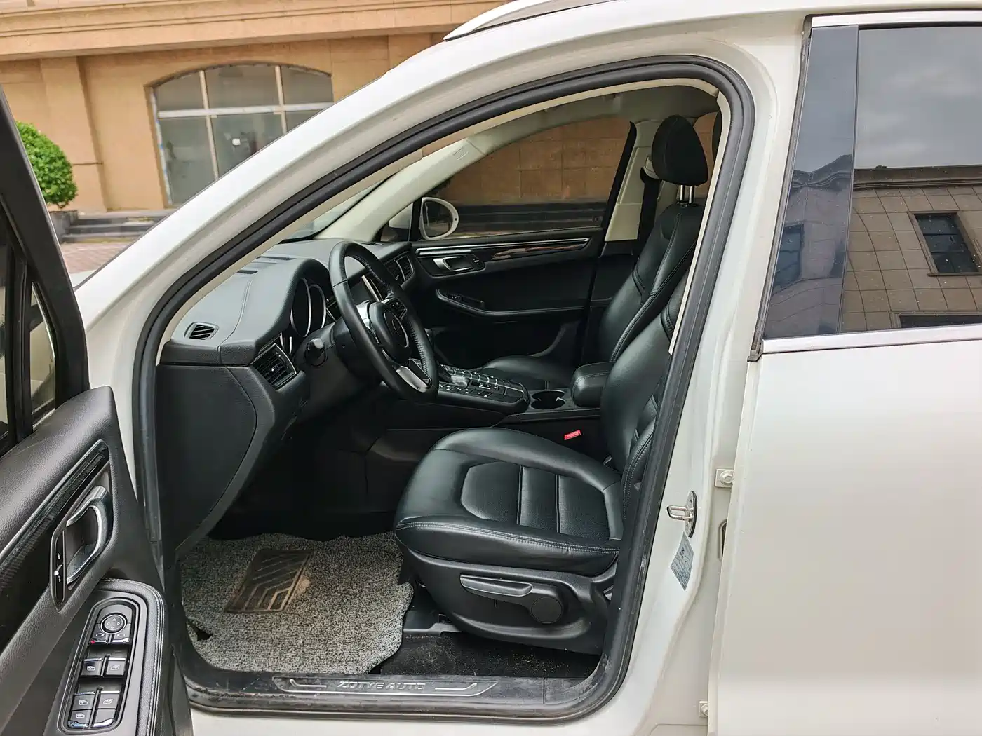 Zotye SR9 2018 2017 2.0T Auto Ultimate Light Edition