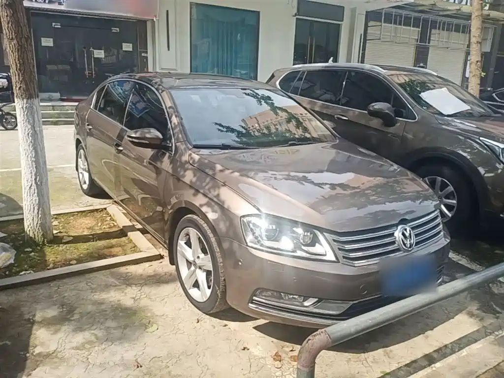 Volkswagen Magotan 2015 Facelift 1.8TSI Premium фото 4