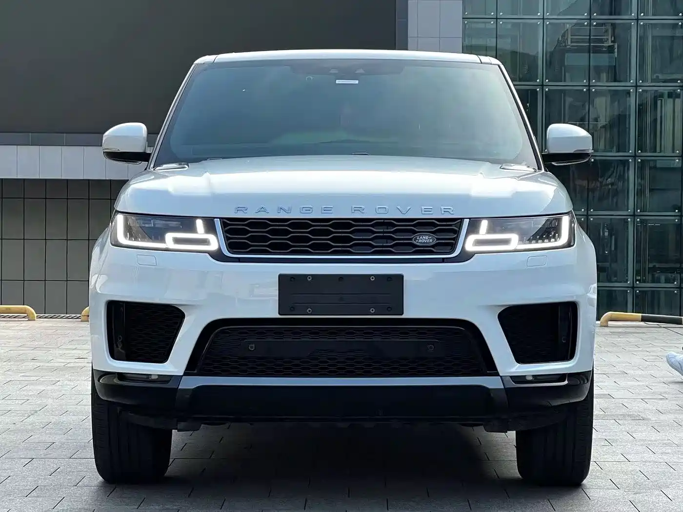 Land Rover Range Rover Sport PHEV 2019 2018 Model P400e