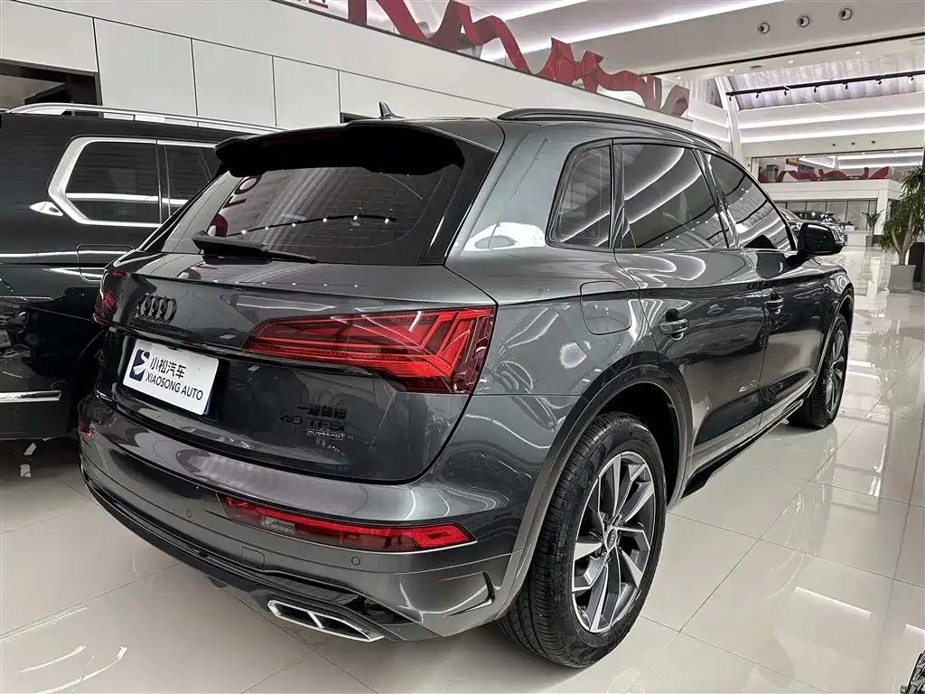 Audi Q5L 2024 Model 40 TFSI Luxury Dynamic фото 16
