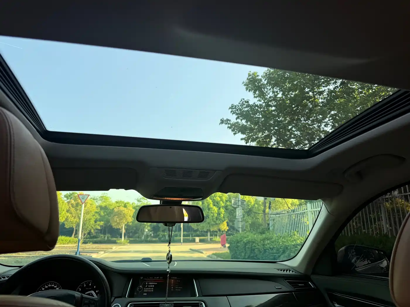 BMW 7 Series 2013 Model 740Li xDrive фото 17