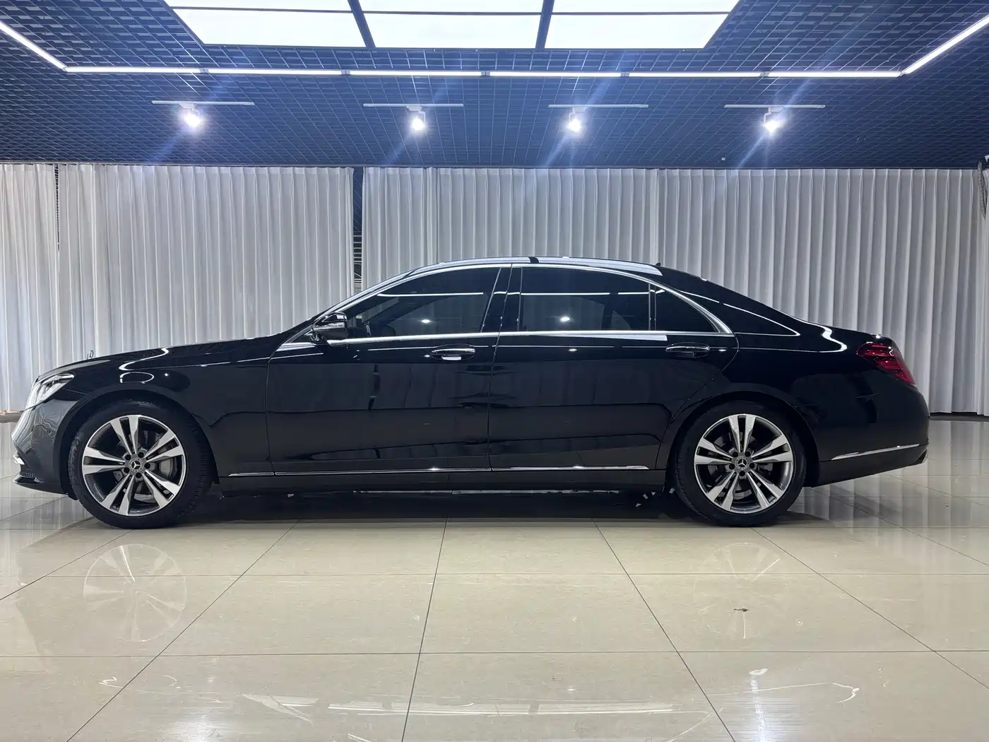 Mercedes-Benz S-Class 2019 S 350 L Luxury фото 4