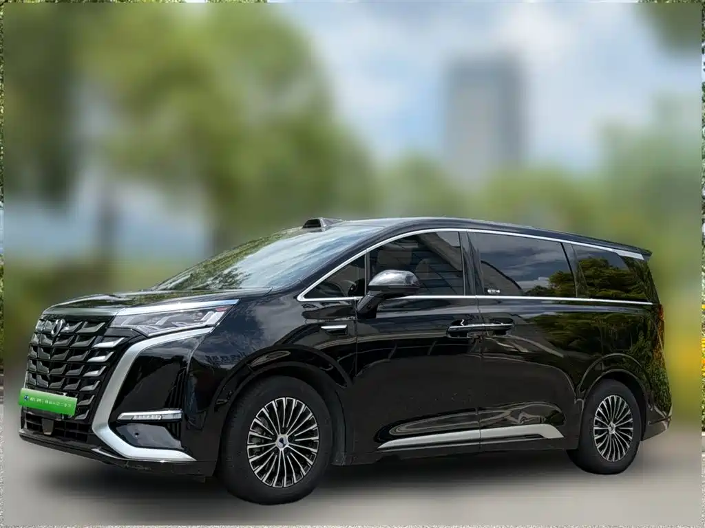 Denza D9 2025 DM-i Smart Drive Edition 1020 AWD Premium