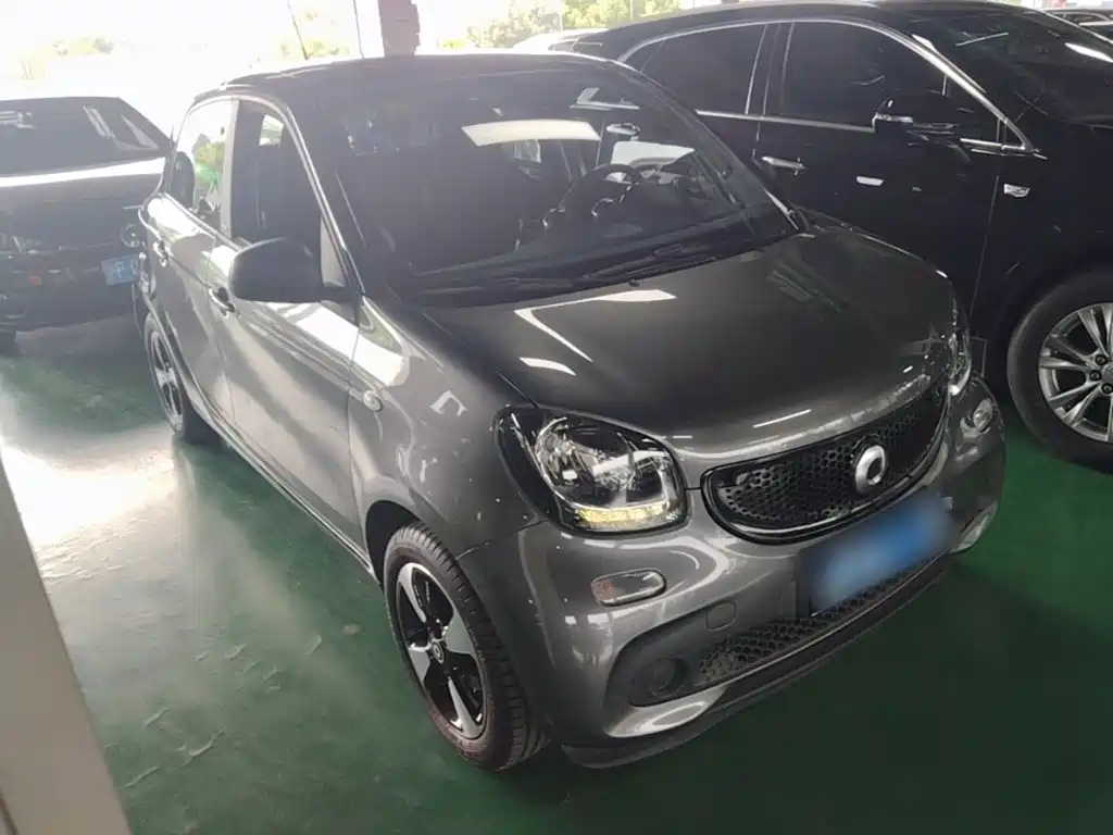 smart forfour 2018 2018 1.0L 52kW Passion Edition